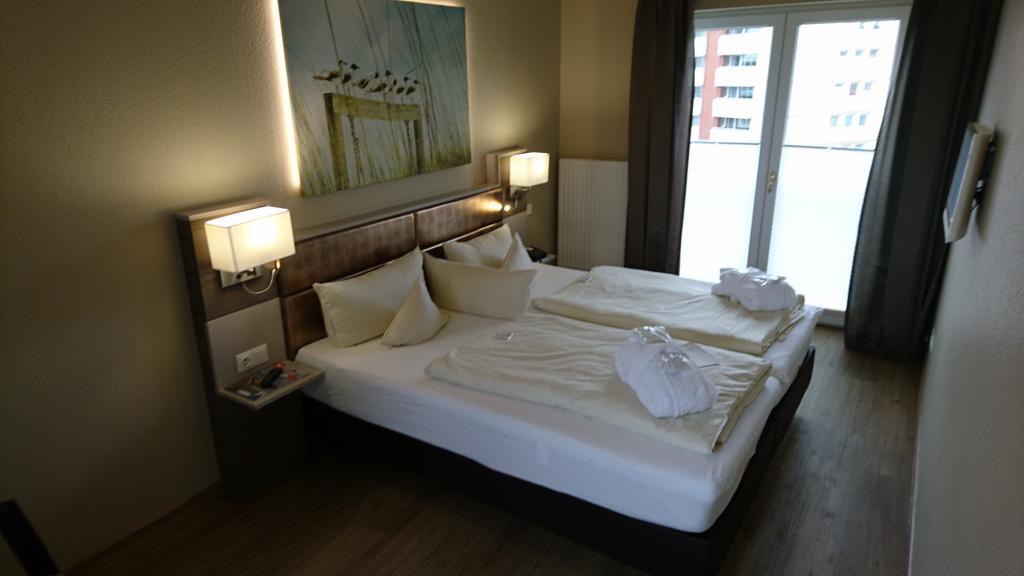 ווסטרלנד Hotel Sylter Hof מראה חיצוני תמונה