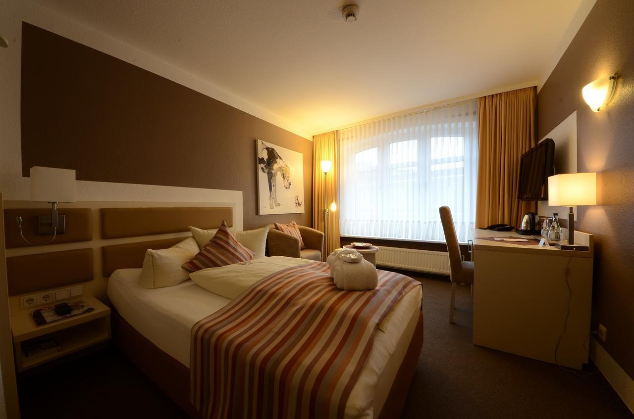 ווסטרלנד Hotel Sylter Hof מראה חיצוני תמונה